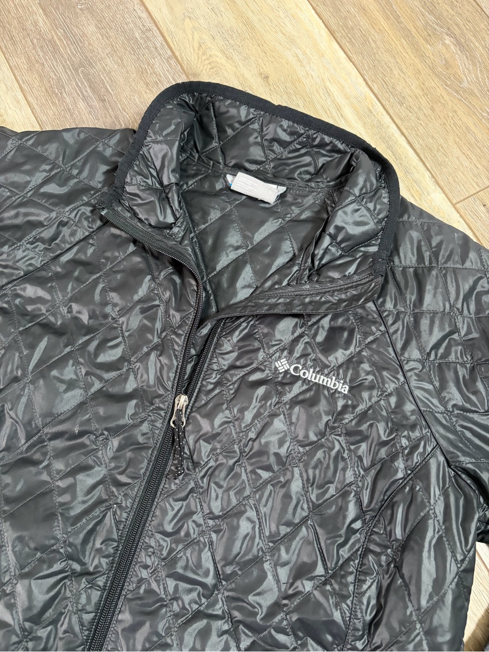 Columbia Women’s Black Quilted Insulated Packable Puffer Jacket - Picture 2 of 10